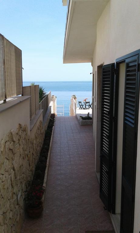 Appartamento In Villa Agnese Aci Trezza Dış mekan fotoğraf