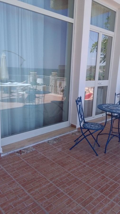 Appartamento In Villa Agnese Aci Trezza Dış mekan fotoğraf