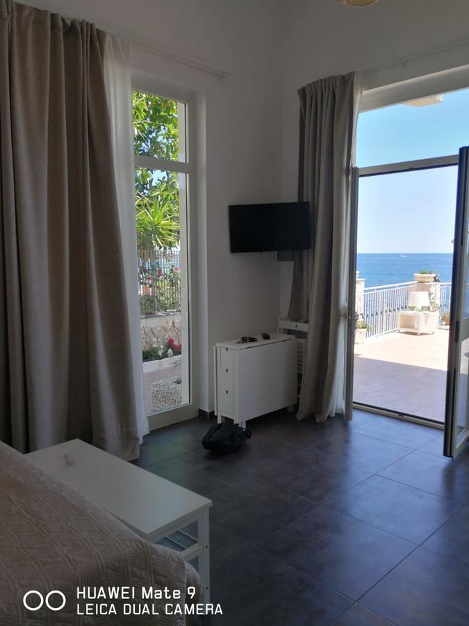 Appartamento In Villa Agnese Aci Trezza Dış mekan fotoğraf