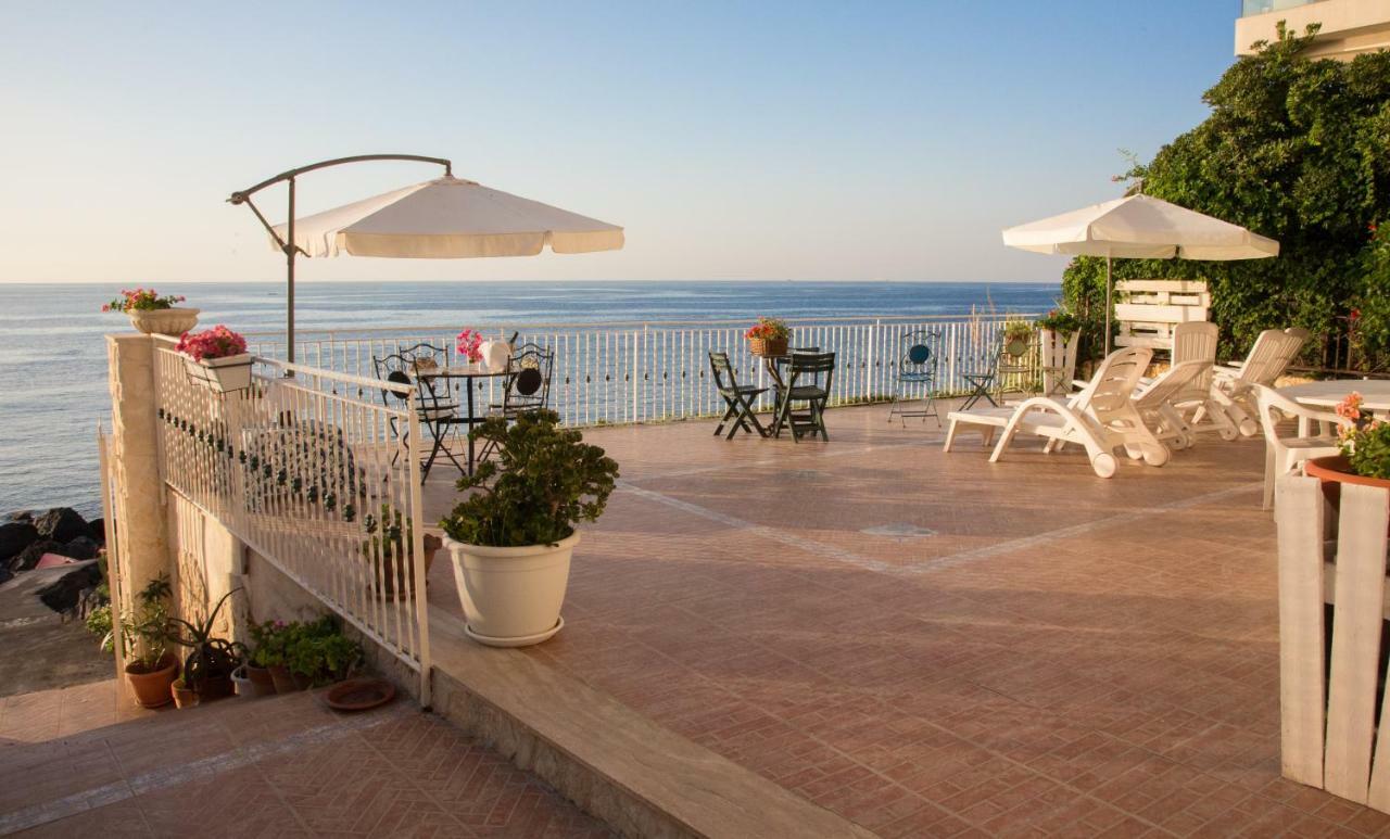 Appartamento In Villa Agnese Aci Trezza Dış mekan fotoğraf