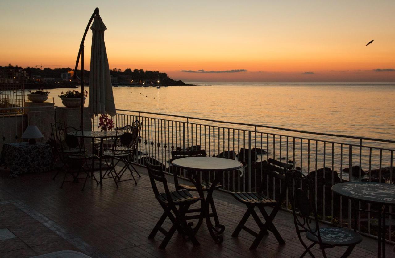 Appartamento In Villa Agnese Aci Trezza Dış mekan fotoğraf